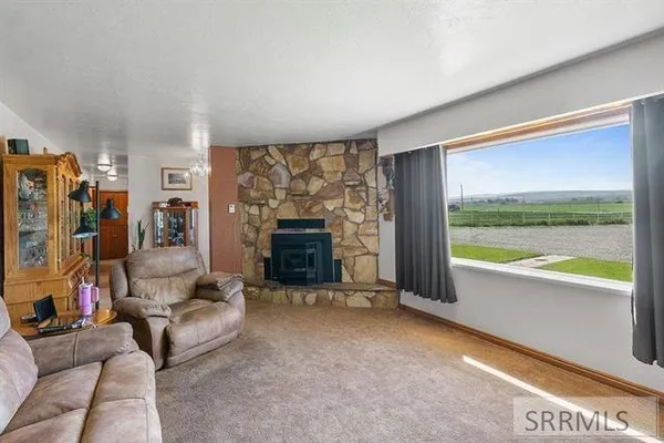 $680,000 | 2587 Sparks Lane, American Falls, ID 83211