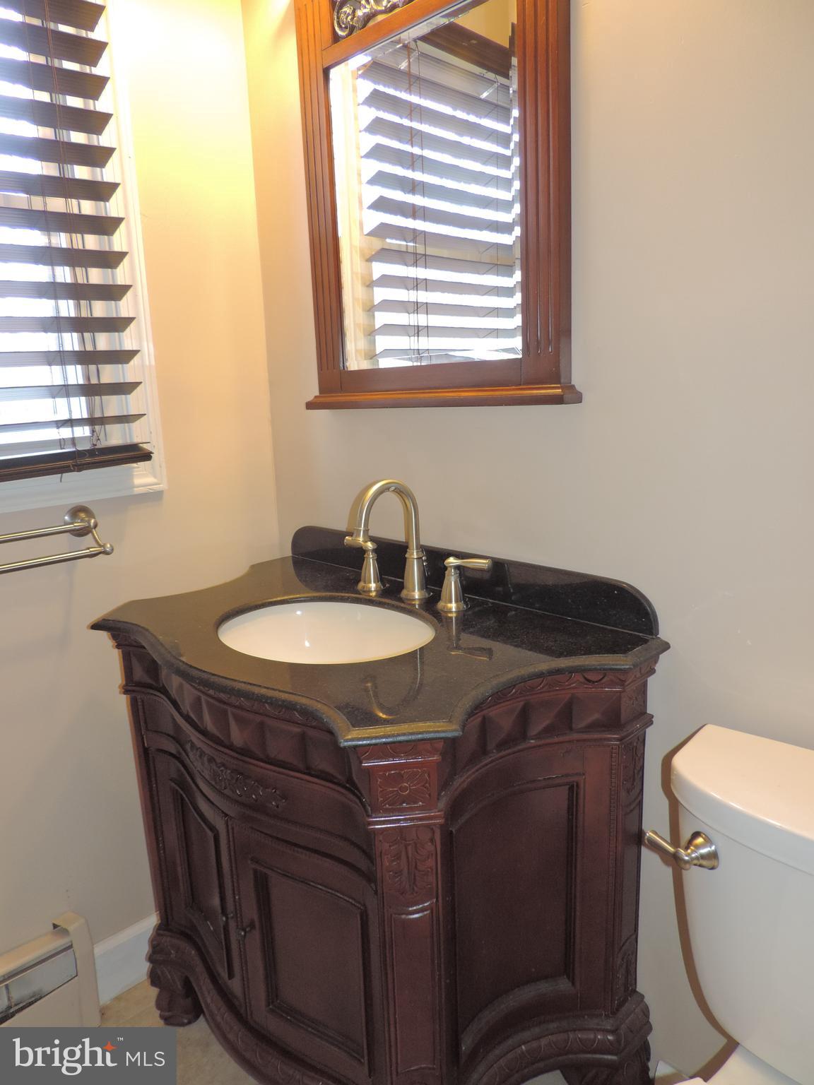 607 Paradise Road Aberdeen, MD 21001 - Photo 24 of 39 Primary Bath
