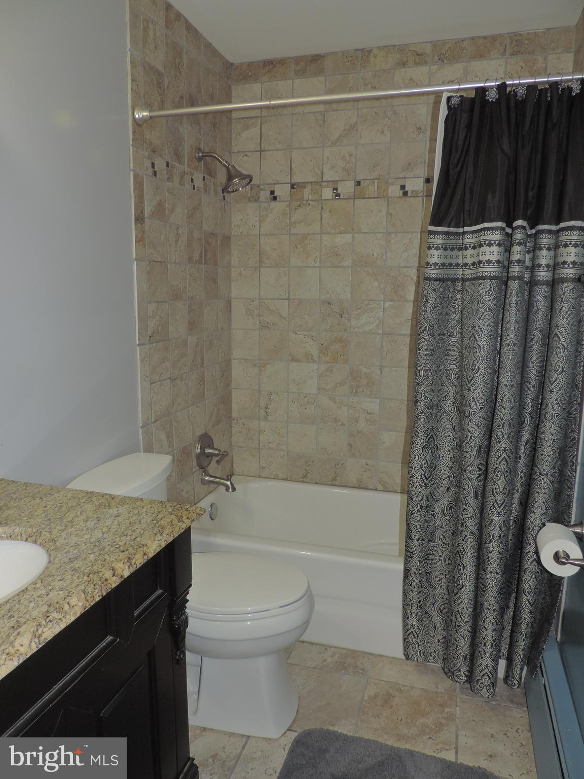 607 Paradise Road Aberdeen, MD 21001 - Photo 31 of 39 Upper level Full Bath