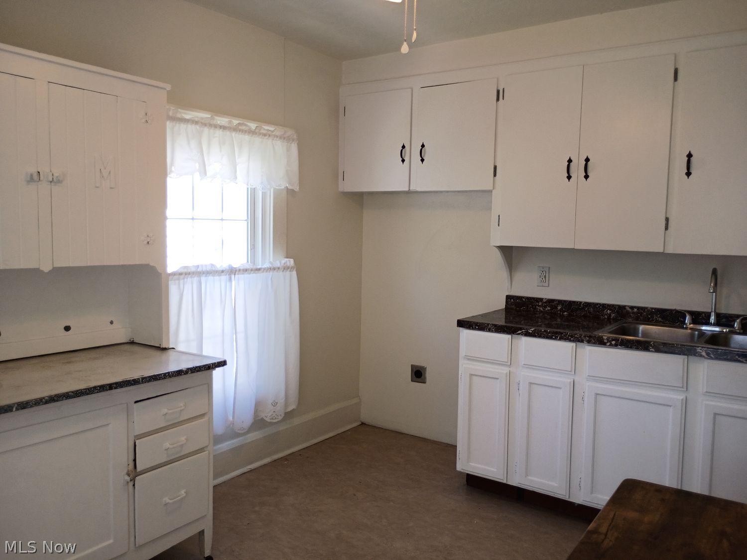238 Howe Street, Unit UP Elyria, OH 44035 - Photo 5 of 22