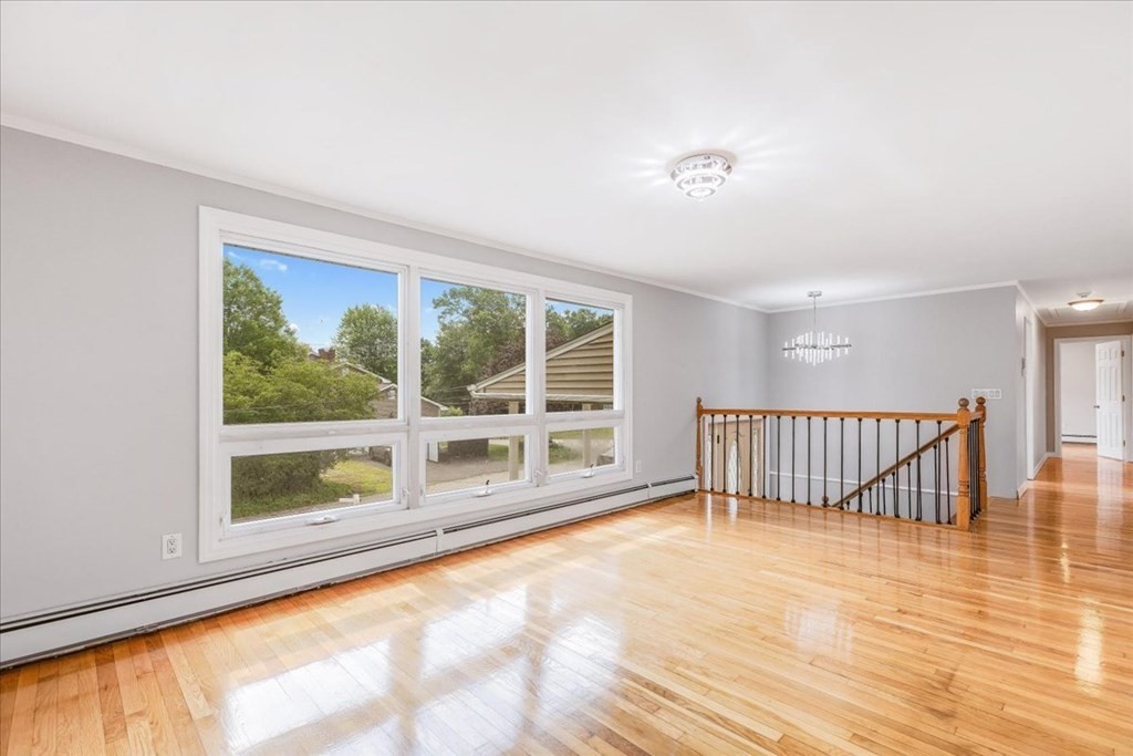 85 Pontiac Road Somerset, MA 02726 - Photo 6 of 36 Gallery Image 6