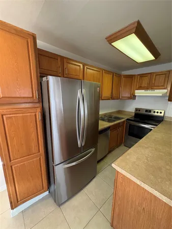 $2,850 | 301 Southeast 21st Avenue, Boynton Beach, FL 33435