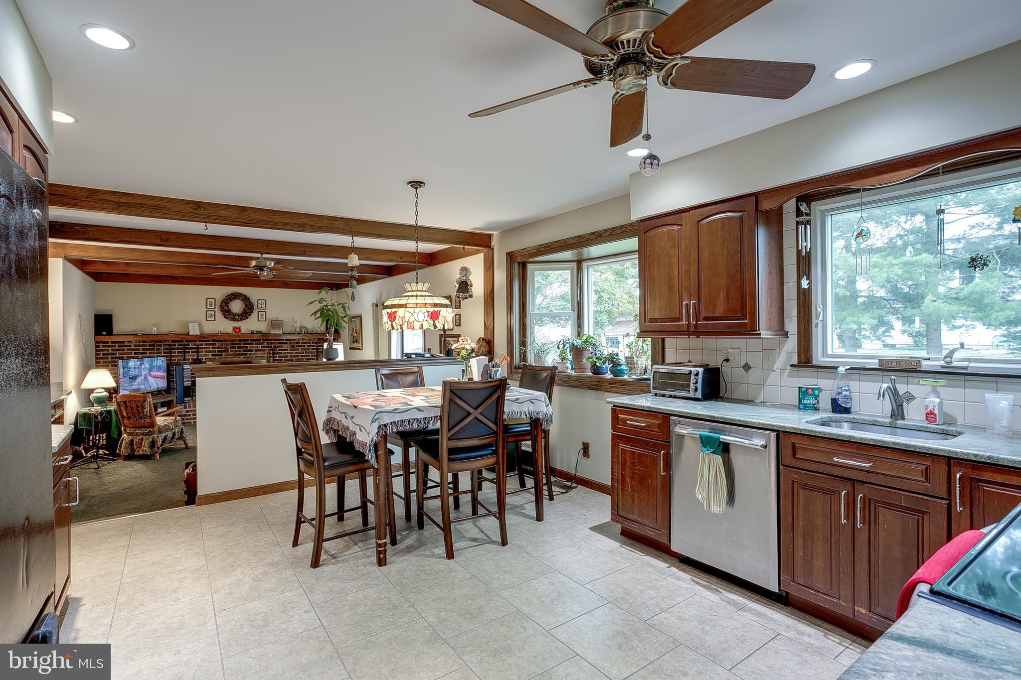 402 Doerrmann Drive Mickleton, NJ 08056 - Photo 11 of 34 a kitchen with lots of counter top space
