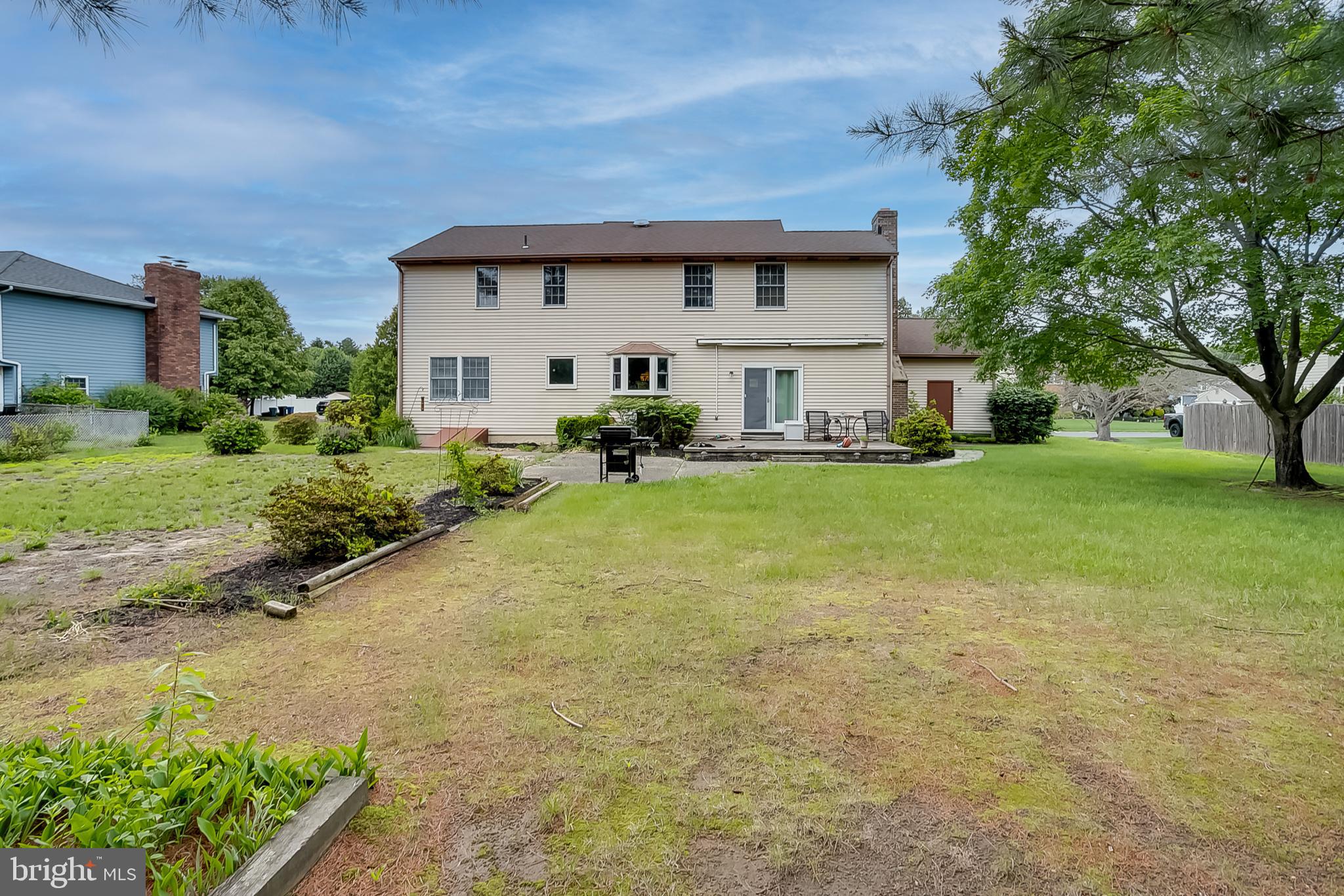 402 Doerrmann Drive Mickleton, NJ 08056 - Photo 33 of 34 a front view of a house with a yard and garage