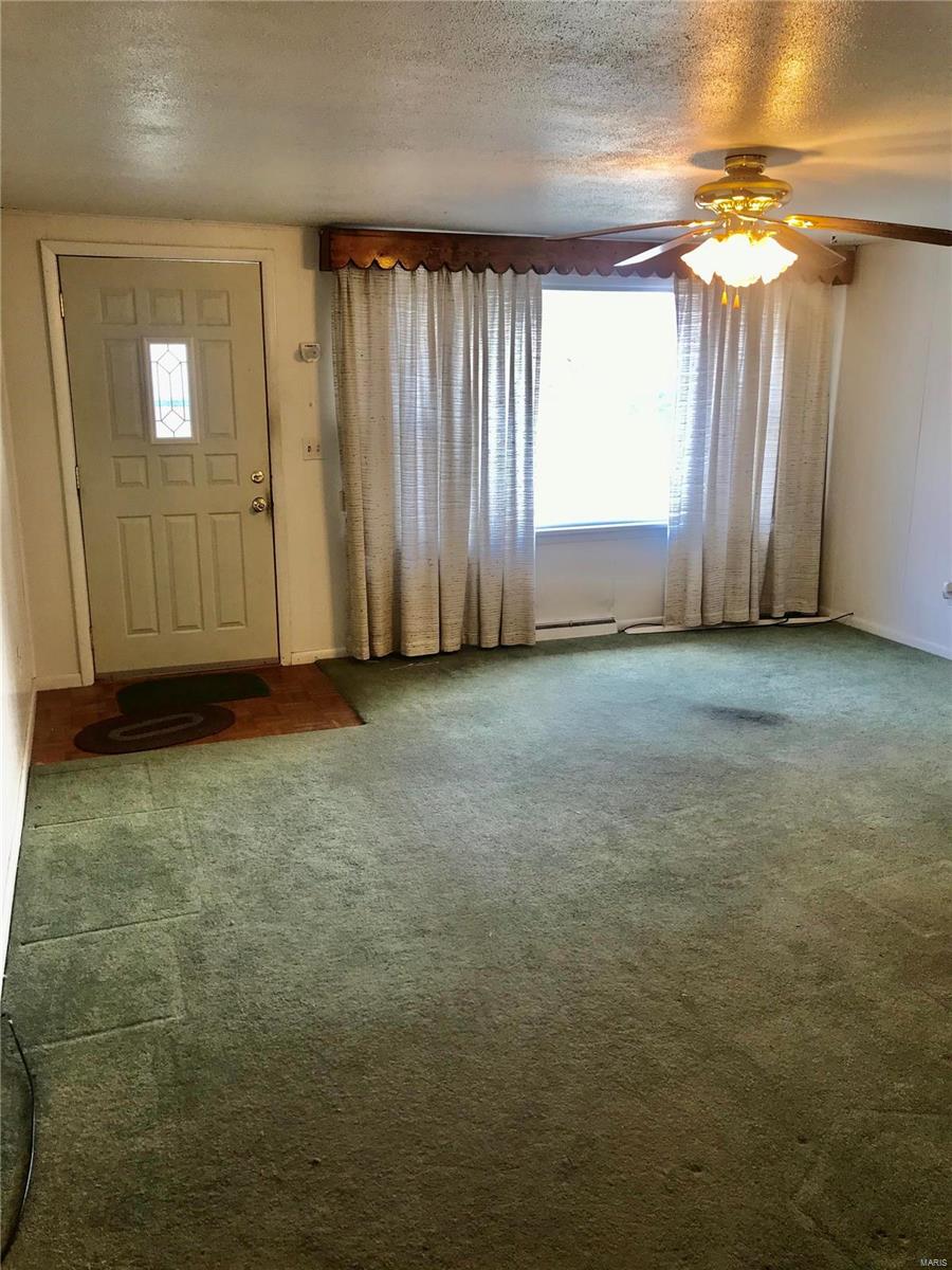 556 Shellview Street Bethalto, IL 62010 - Photo 8 of 16