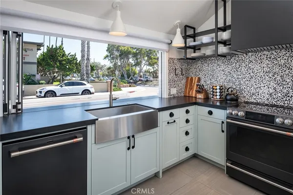 $5,850,000 | 2609 Camino Del Mar, Del Mar, CA 92014