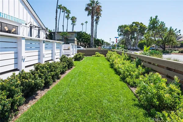 $5,850,000 | 2609 Camino Del Mar, Del Mar, CA 92014