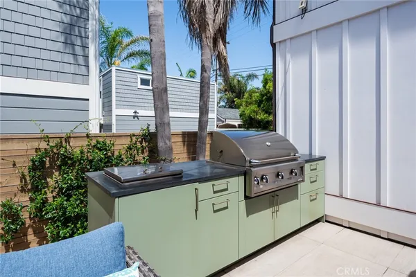 $5,850,000 | 2609 Camino Del Mar, Del Mar, CA 92014