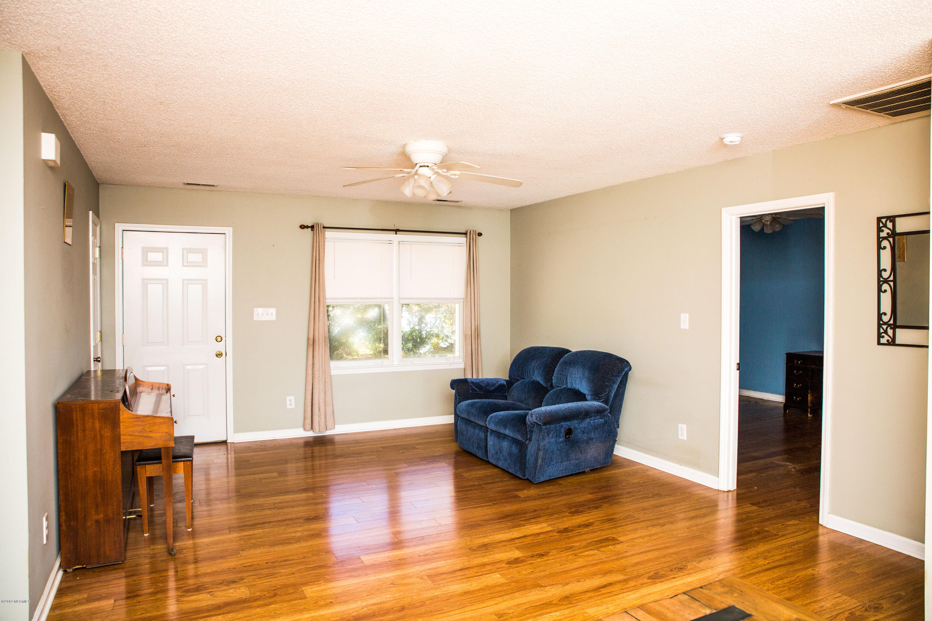 213 Norris Road Swansboro, NC 28584 - Photo 16 of 24 213norris_-6