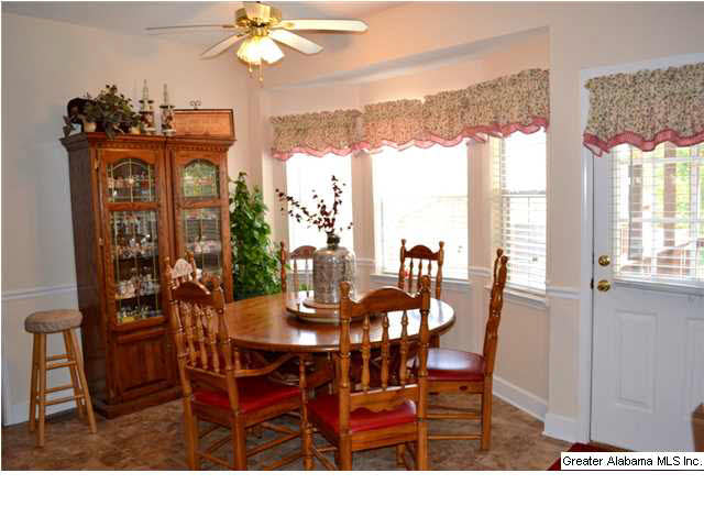 905 14th Court Pleasant Grove, AL 35127 - Photo 4 of 26