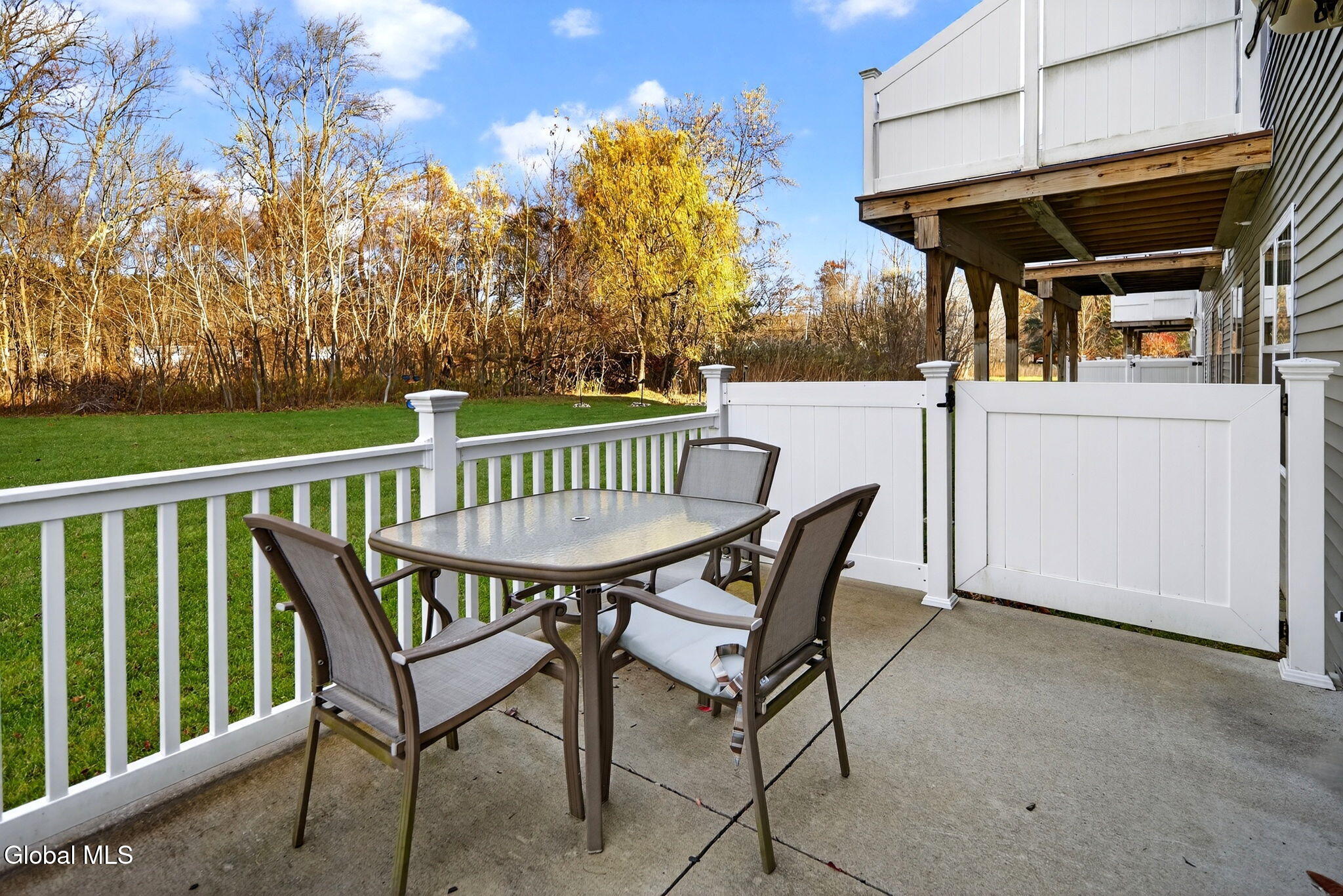 178 Paddock Circle Rotterdam, NY 12306 - Photo 21 of 24 Exterior 02