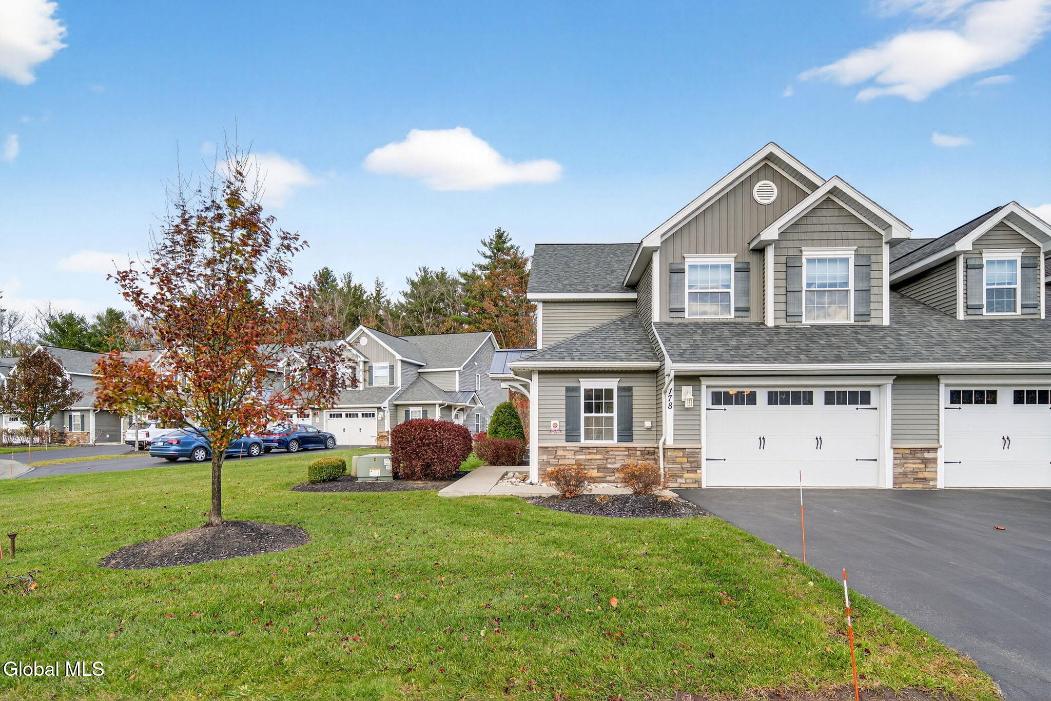 178 Paddock Circle Rotterdam, NY 12306 - Photo 23 of 24 Exterior 05