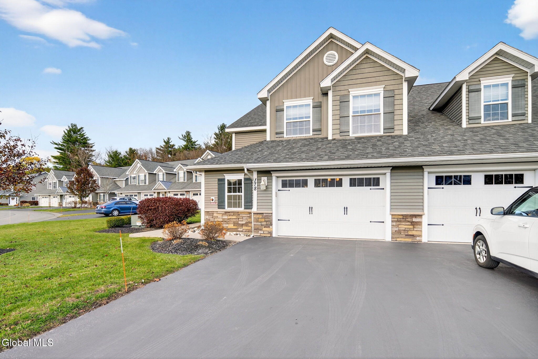 178 Paddock Circle Rotterdam, NY 12306 - Photo 24 of 24 Exterior 06