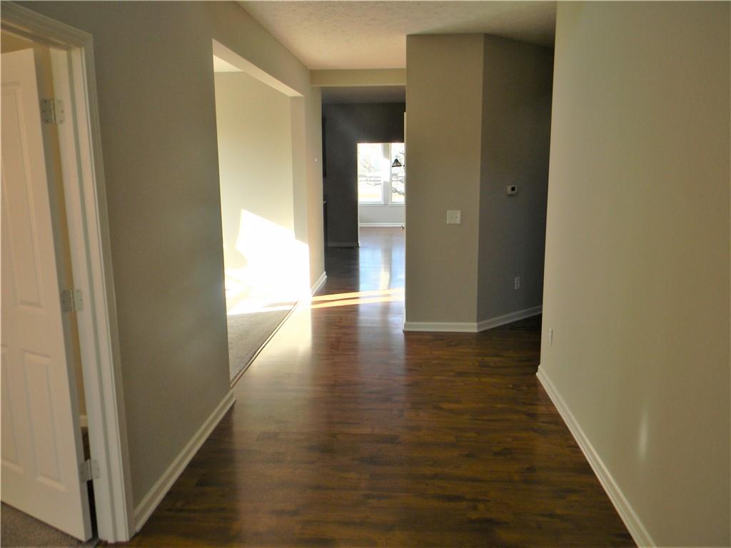 5708 Yorktown Road Plainfield, IN 46168 - Photo 2 of 35 Gallery Image 2