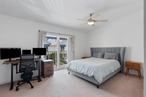 $539,000 | 835 Northeast 19th Avenue, Unit 2, Fort Lauderdale, FL 33304