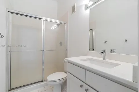 $539,000 | 835 Northeast 19th Avenue, Unit 2, Fort Lauderdale, FL 33304