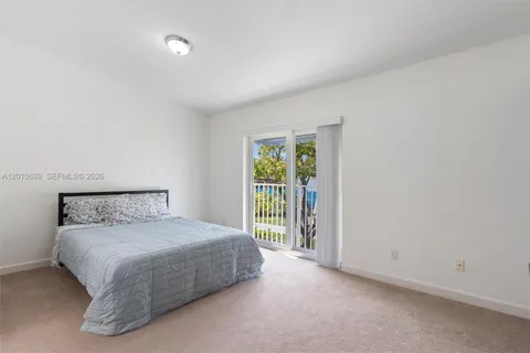 $539,000 | 835 Northeast 19th Avenue, Unit 2, Fort Lauderdale, FL 33304