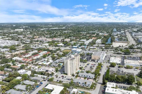 $539,000 | 835 Northeast 19th Avenue, Unit 2, Fort Lauderdale, FL 33304