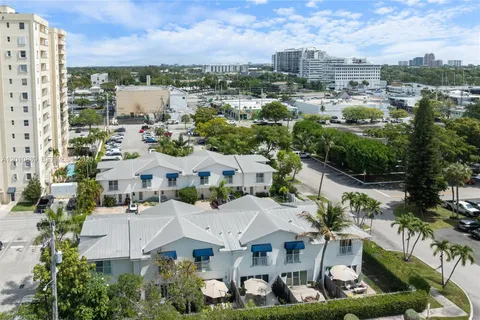$539,000 | 835 Northeast 19th Avenue, Unit 2, Fort Lauderdale, FL 33304