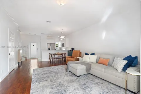 $539,000 | 835 Northeast 19th Avenue, Unit 2, Fort Lauderdale, FL 33304