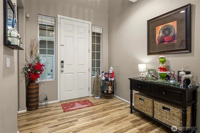 a room with furniture and flowers