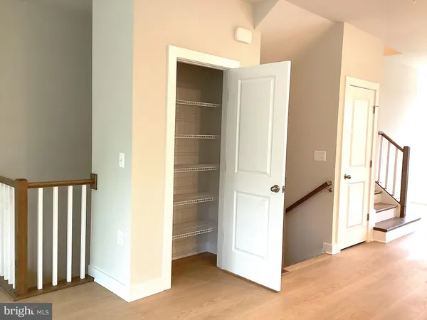 $5,250 | 10590 Red Oak Street, Fairfax, VA 22030