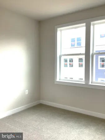 $5,250 | 10590 Red Oak Street, Fairfax, VA 22030