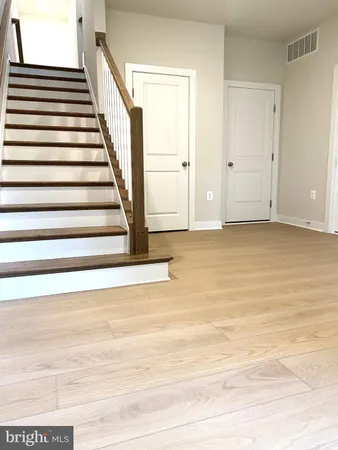 $5,250 | 10590 Red Oak Street, Fairfax, VA 22030