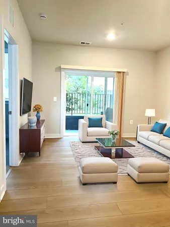 $5,250 | 10590 Red Oak Street, Fairfax, VA 22030