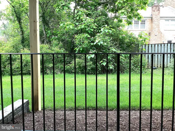 $5,250 | 10590 Red Oak Street, Fairfax, VA 22030