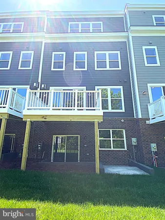 $5,250 | 10590 Red Oak Street, Fairfax, VA 22030