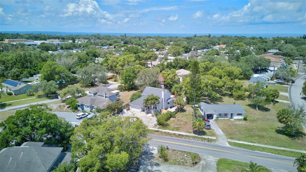 703 Riverside Drive Tarpon Springs, FL 34689 - Photo 42 of 47