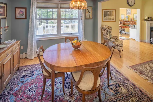 $534,900 | 6 Roysann Way, Durham, NH 03824