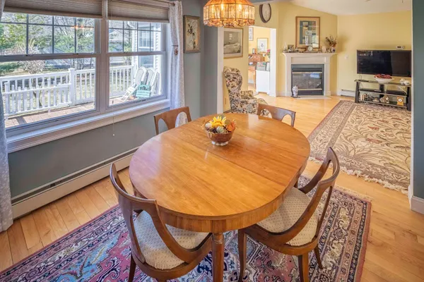 $534,900 | 6 Roysann Way, Durham, NH 03824