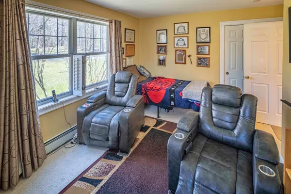$534,900 | 6 Roysann Way, Durham, NH 03824