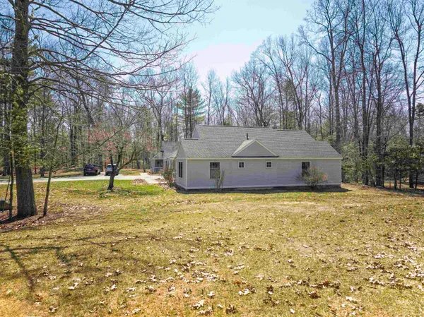$534,900 | 6 Roysann Way, Durham, NH 03824