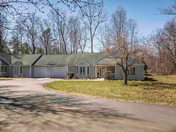 $534,900 | 6 Roysann Way, Durham, NH 03824