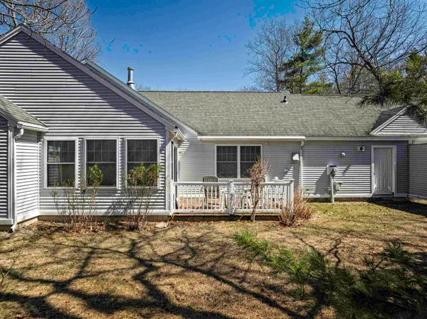 $534,900 | 6 Roysann Way, Durham, NH 03824