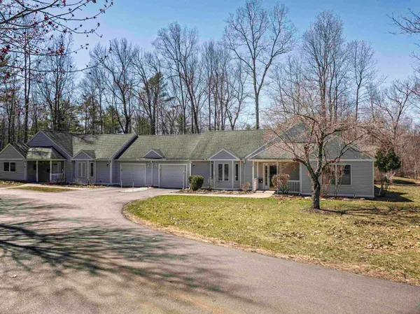 $534,900 | 6 Roysann Way, Durham, NH 03824