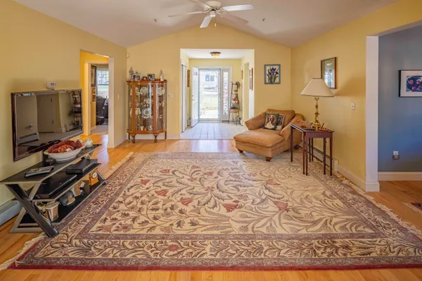 $534,900 | 6 Roysann Way, Durham, NH 03824