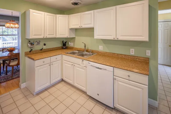 $534,900 | 6 Roysann Way, Durham, NH 03824
