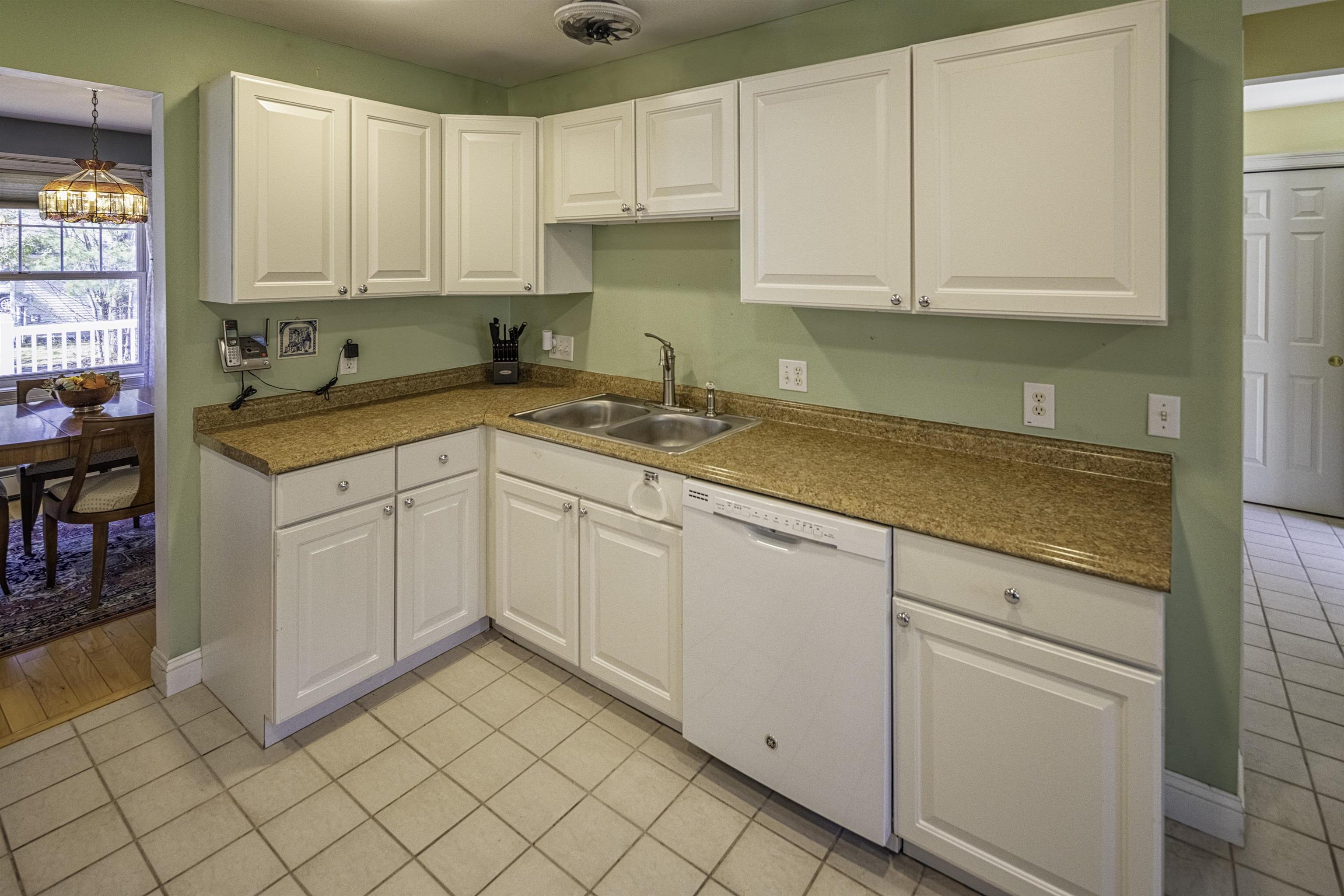 6 Roysann Way Durham, NH 03824 - Photo 7 of 45