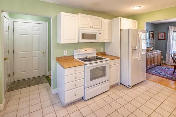 $534,900 | 6 Roysann Way, Durham, NH 03824