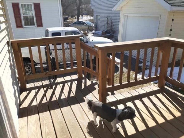 192 Thompson Road Webster, MA 01570 - Photo 21 of 32 a view of an wooden deck