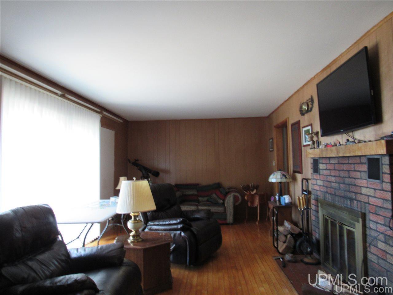 15546-15537 Pequaming Road Lanse, MI 49946 - Photo 15 of 44 Gallery Image 15