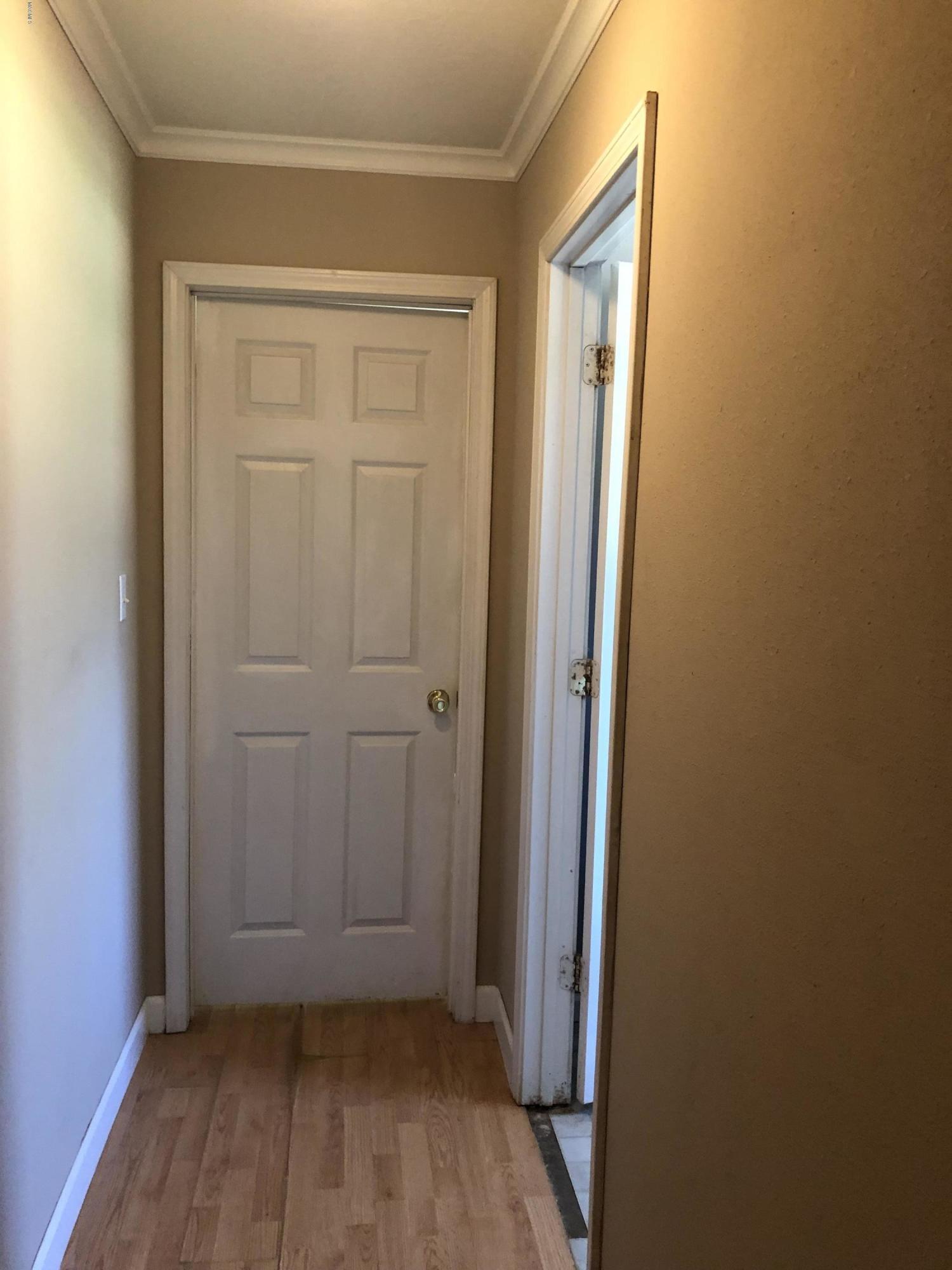 238 Phillip Clark Road State Line, MS 39362 - Photo 15 of 20 2nd Hall