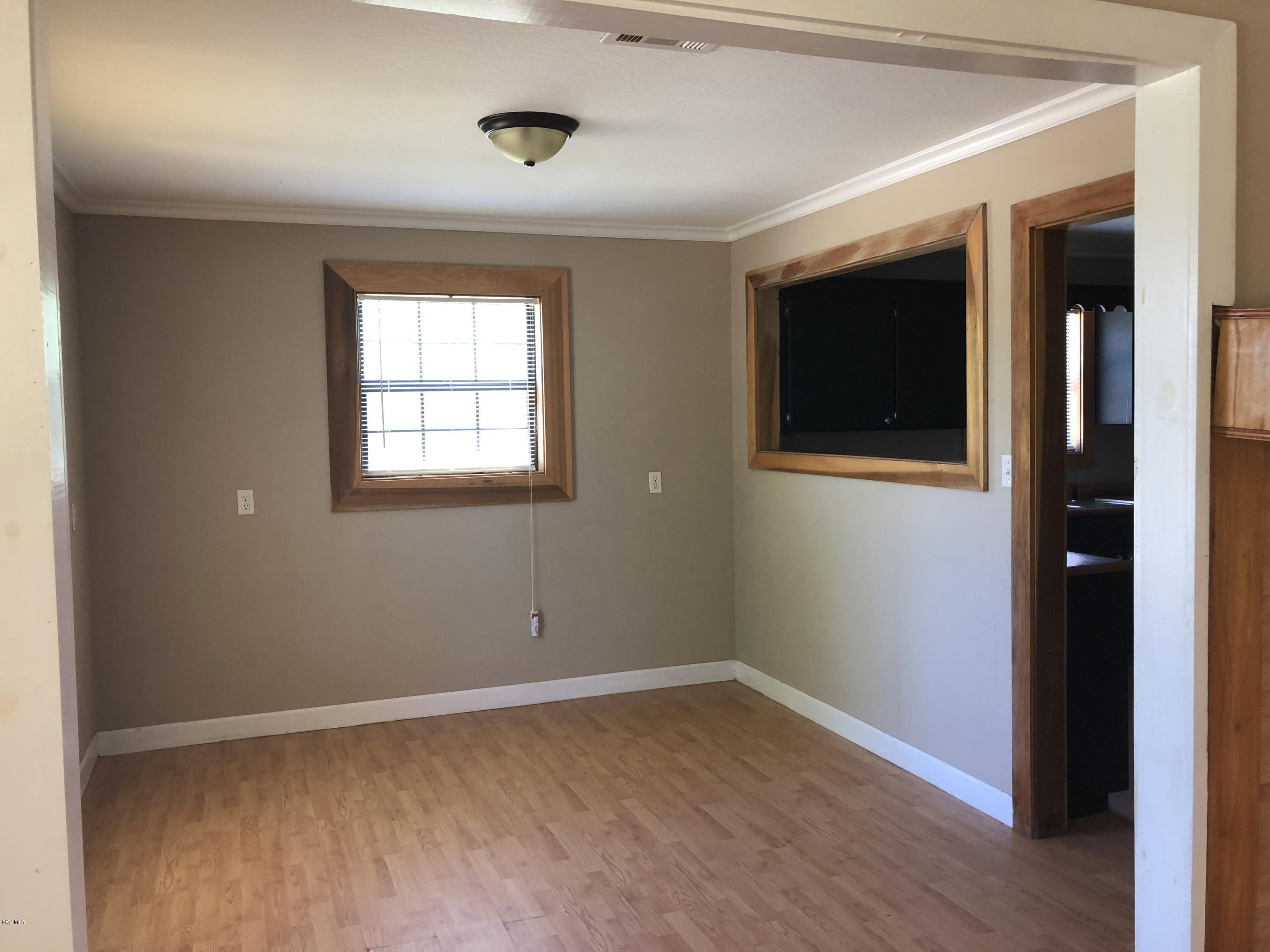 238 Phillip Clark Road State Line, MS 39362 - Photo 5 of 20 Dining Room