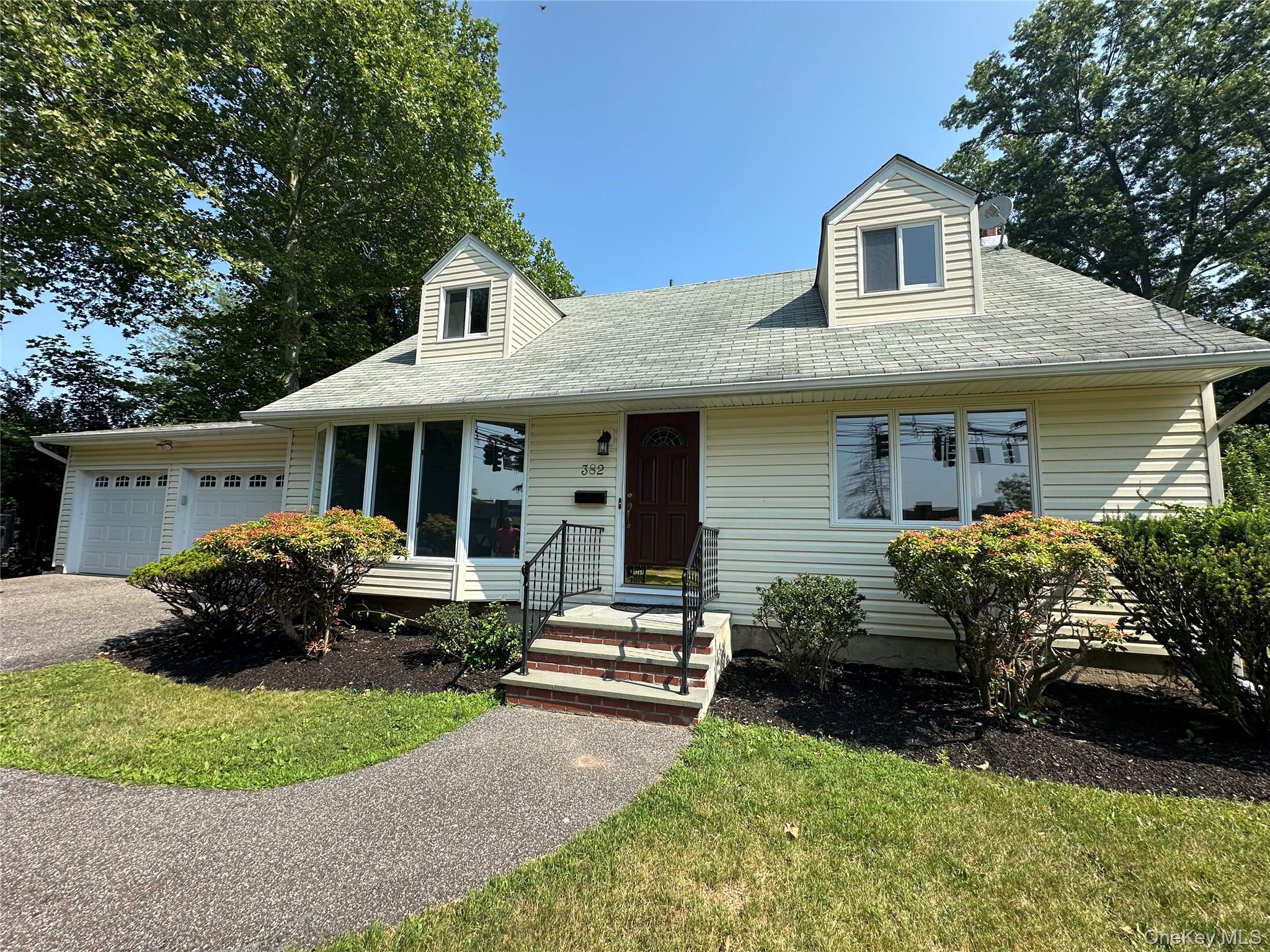 382 Convent Road Blauvelt, NY 10913 - Photo 2 of 23