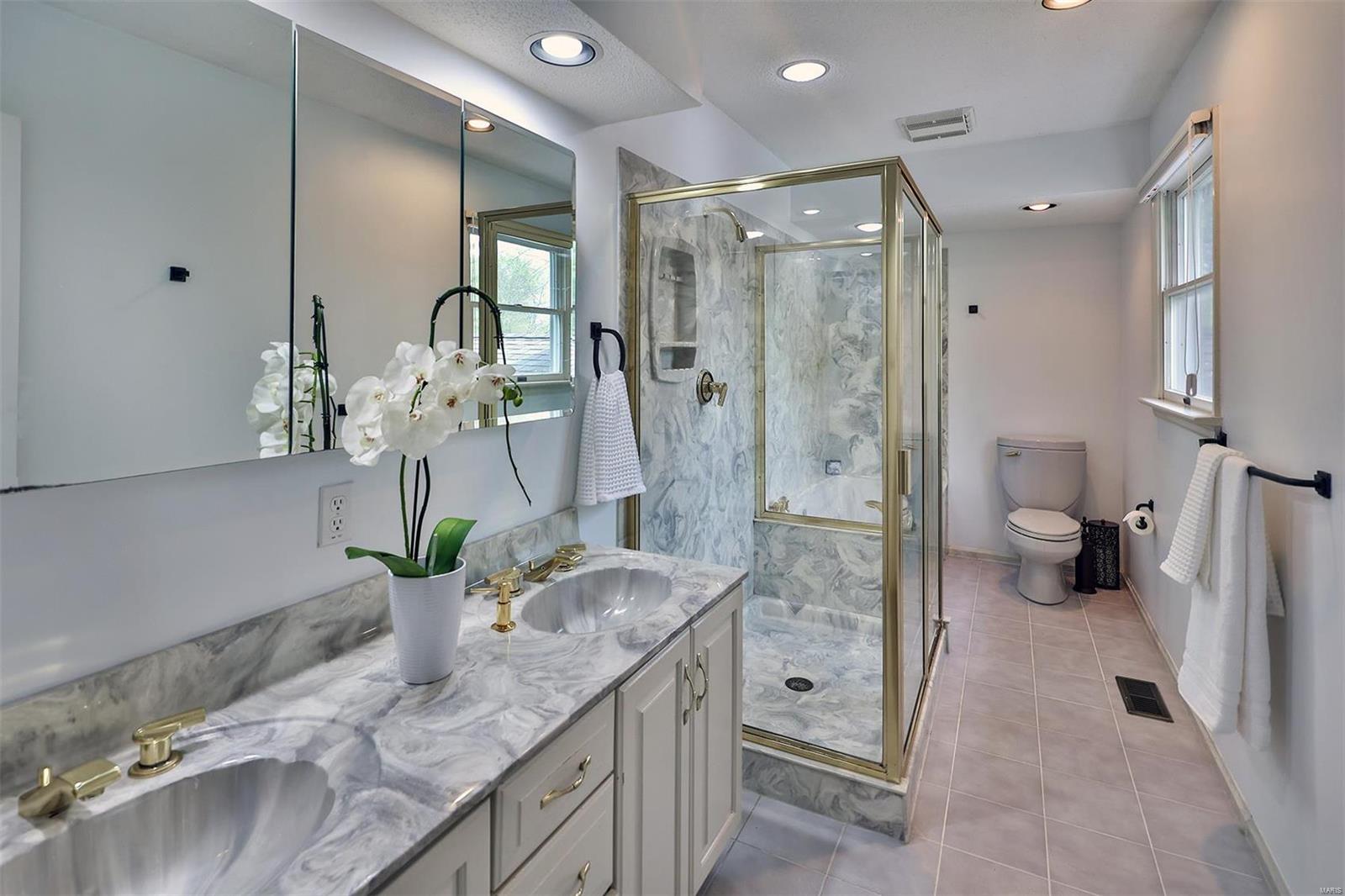 15887 Kettington Road Chesterfield, MO 63017 - Photo 24 of 41 Gallery Image 24