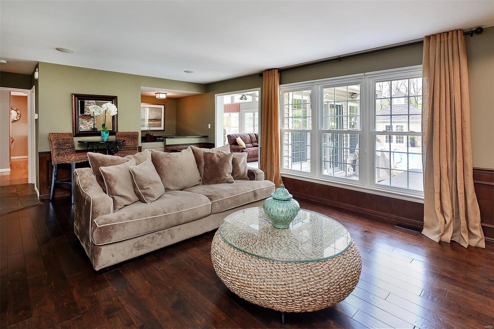 15887 Kettington Road Chesterfield, MO 63017 - Photo 9 of 41 Gallery Image 9